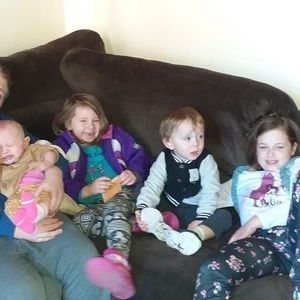 Meet your Posher, Annette